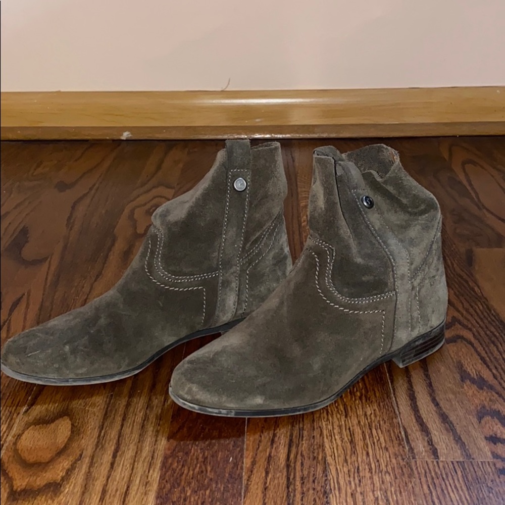 Frye and Co leather suede boots